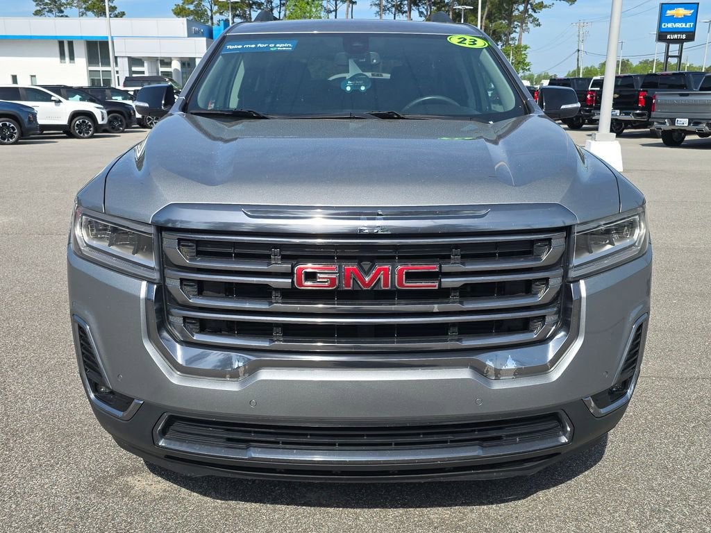 2023 GMC Acadia AT4