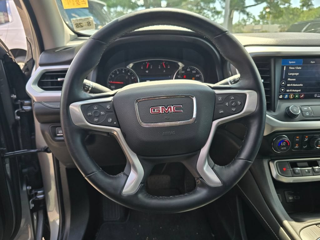 2023 GMC Acadia SLT
