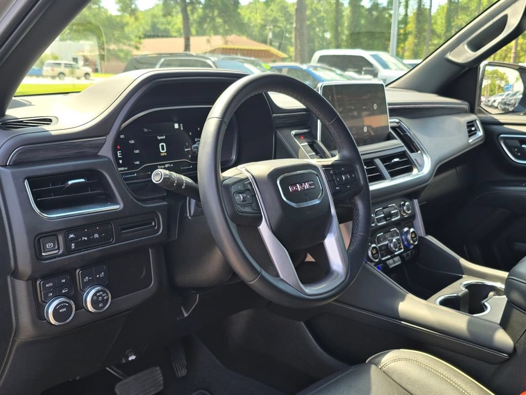 2023 GMC Yukon XL SLT