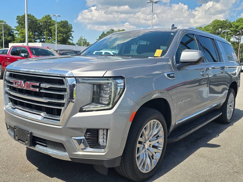 2023 GMC Yukon XL SLT