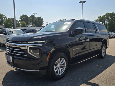 2025 Chevrolet Suburban LT