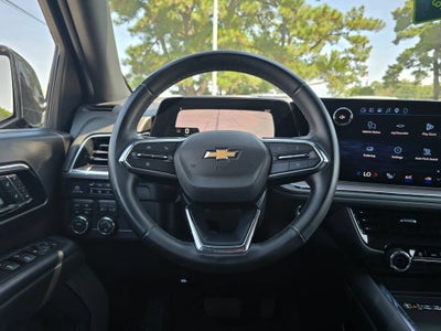 2025 Chevrolet Suburban LT