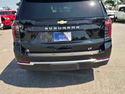 2025 Chevrolet Suburban LT