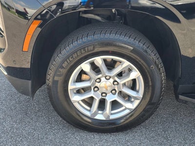 2025 Chevrolet Suburban LT