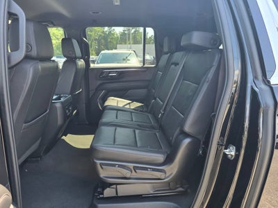 2025 Chevrolet Suburban LT