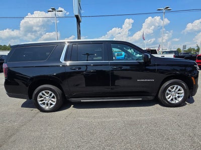 2025 Chevrolet Suburban LT