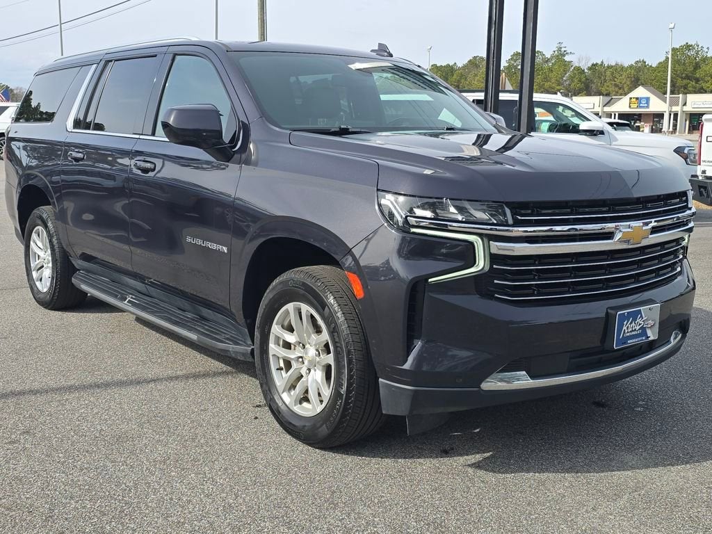2022 Chevrolet Suburban LT