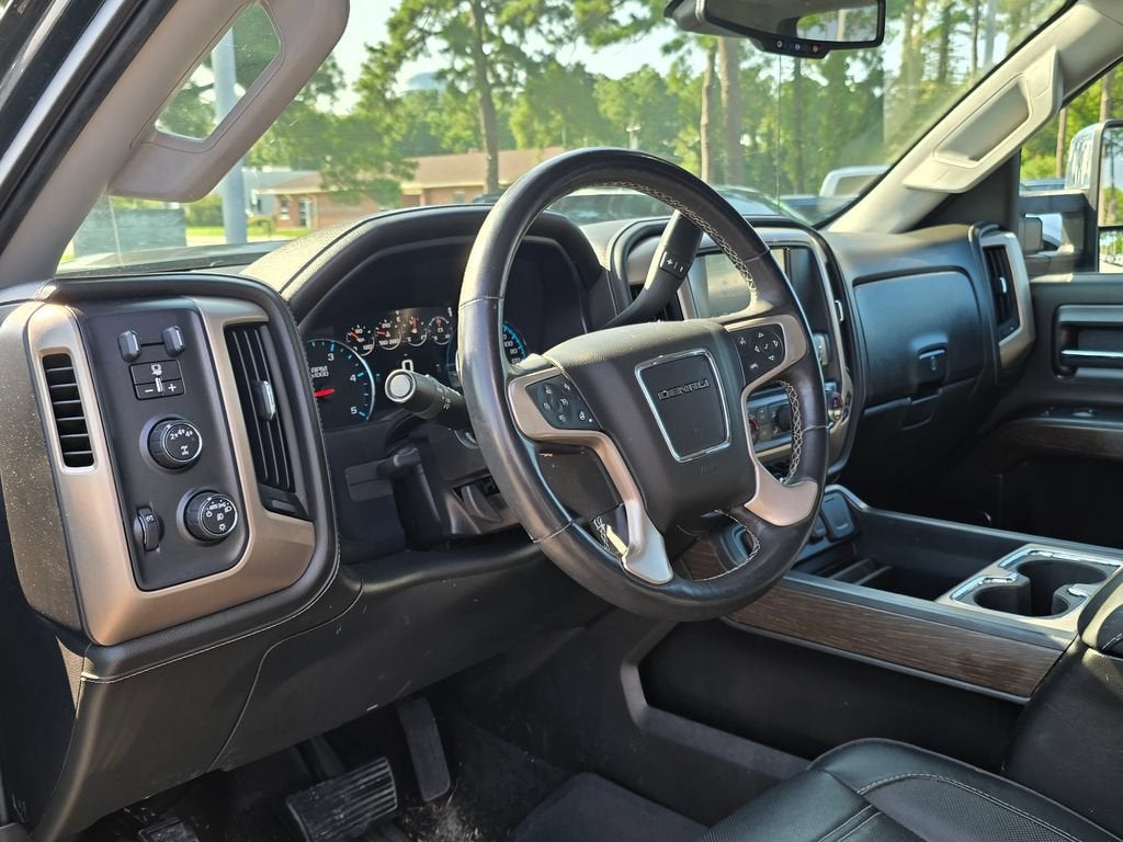 2017 GMC Sierra 2500 HD Denali