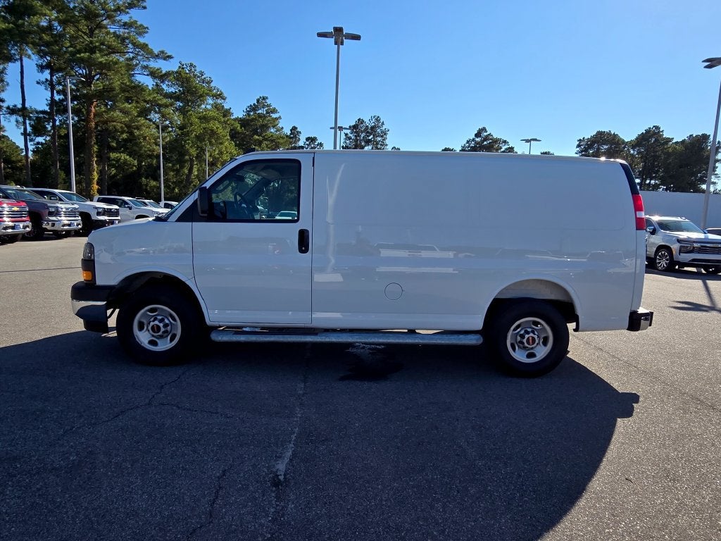 2025 GMC Savana Cargo Work Van