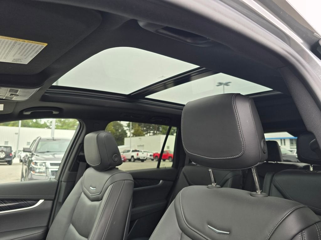 2025 Cadillac XT6 Premium Luxury