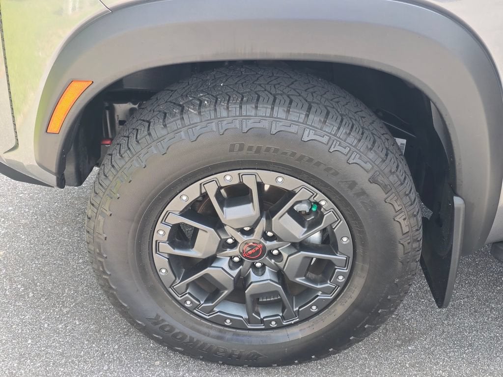 2024 Nissan Frontier Crew Cab PRO-4X 4x4