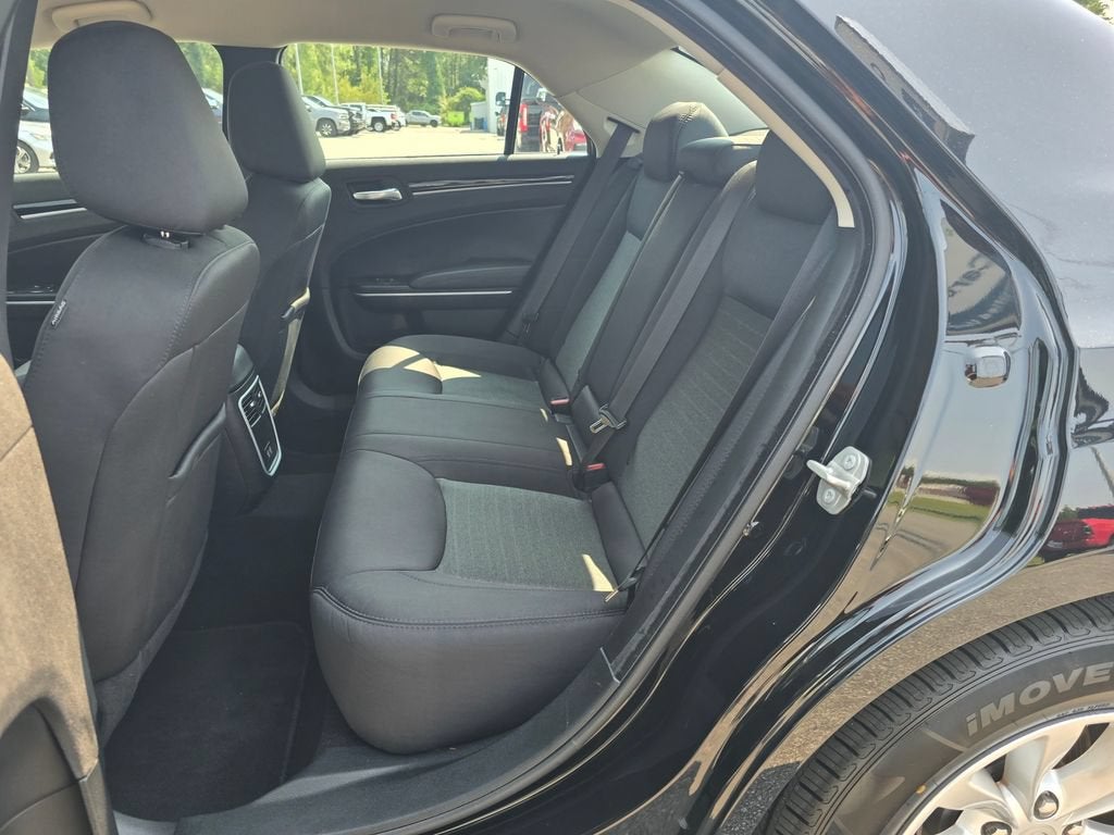 2023 Chrysler 300 Touring