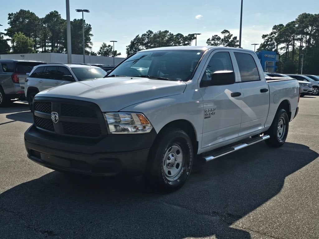 2020 RAM 1500 Classic Tradesman Crew Cab 4x2 5'7" Box