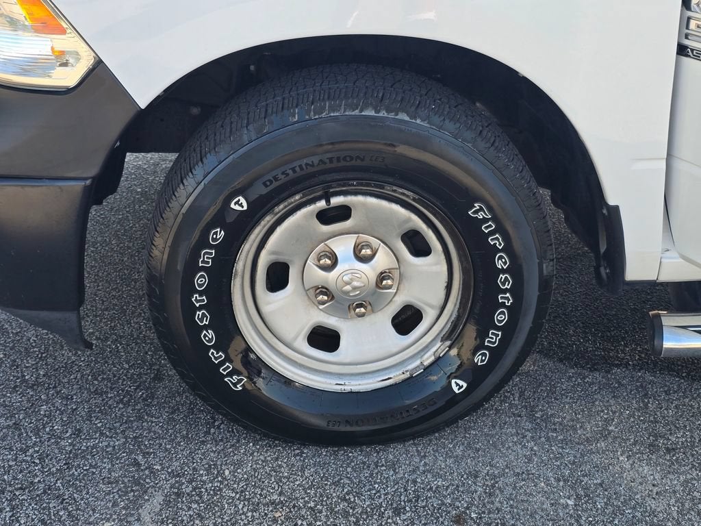 2020 RAM 1500 Classic Tradesman Crew Cab 4x2 5'7" Box