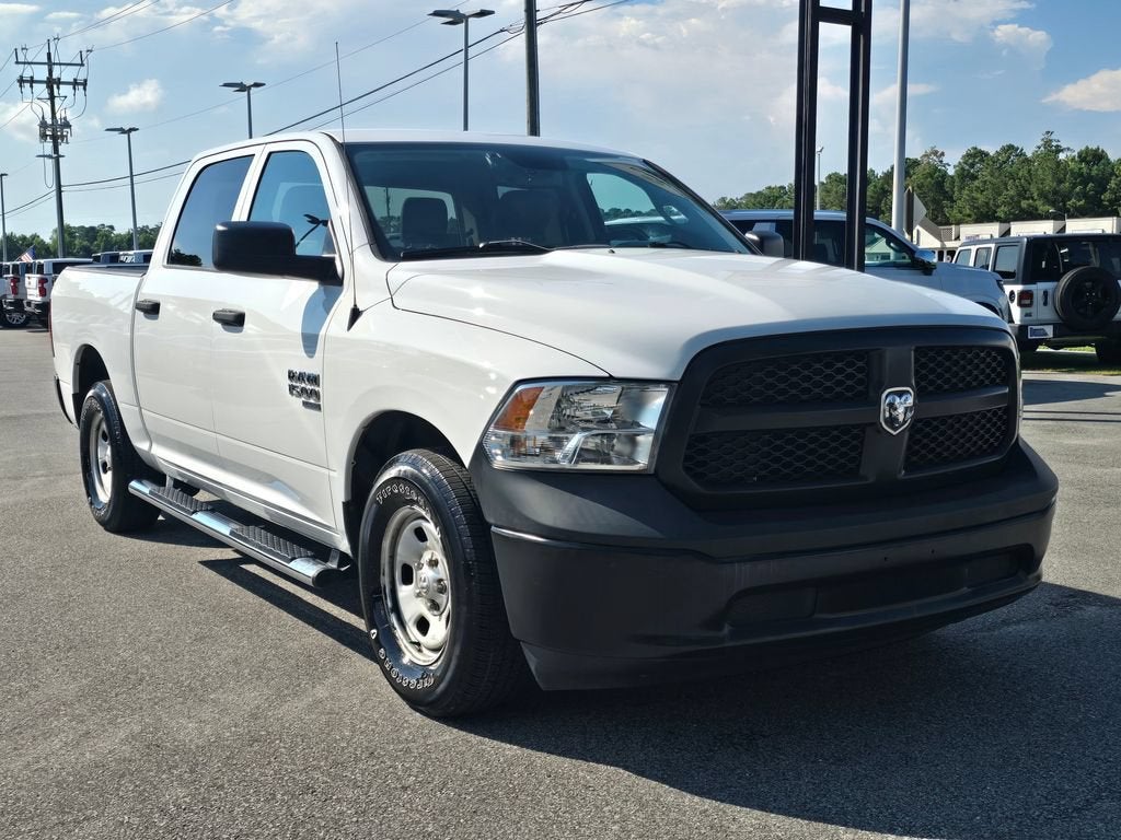 2020 RAM 1500 Classic Tradesman Crew Cab 4x2 5'7" Box
