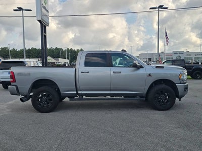 2021 RAM 2500 Big Horn Crew Cab 4x4 6'4" Box
