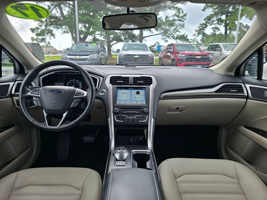 2017 Ford Fusion SE