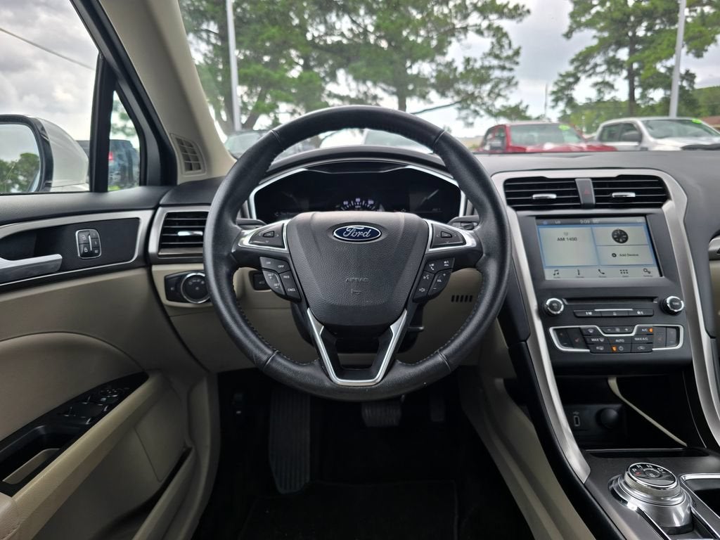 2017 Ford Fusion SE