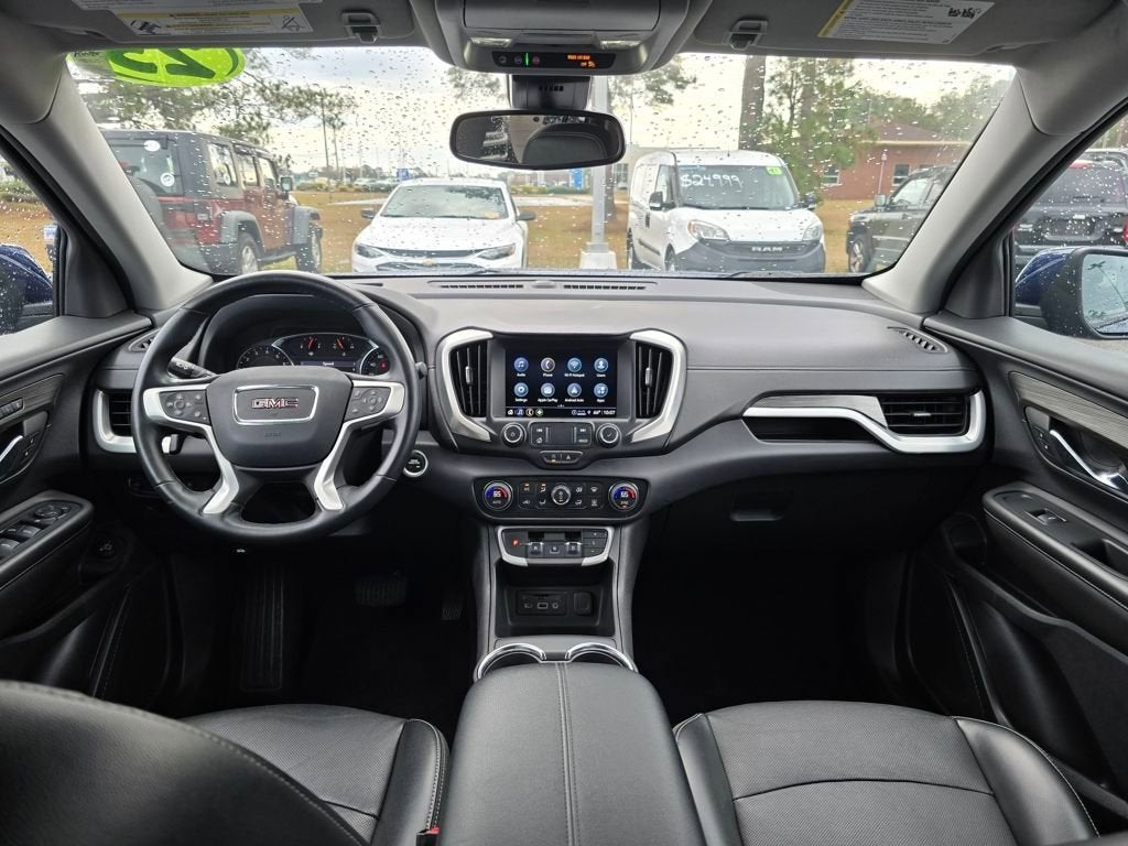 2023 GMC Terrain SLT