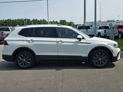 2022 Volkswagen Tiguan SE