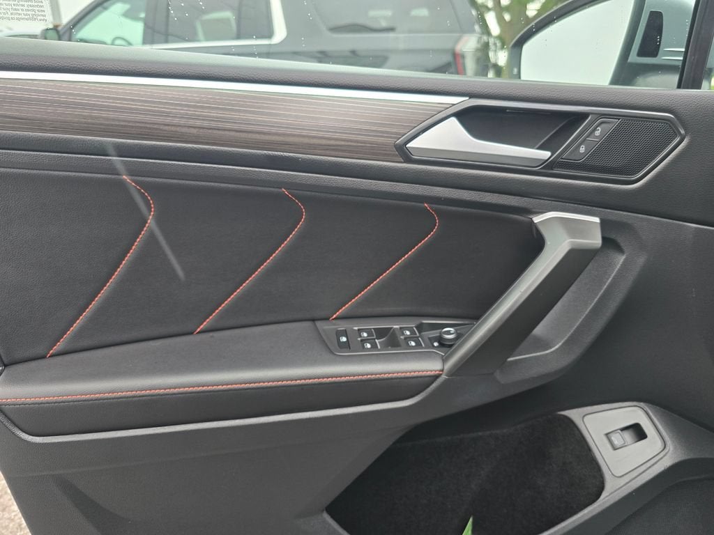 2024 Volkswagen Tiguan 2.0T Wolfsburg Edition