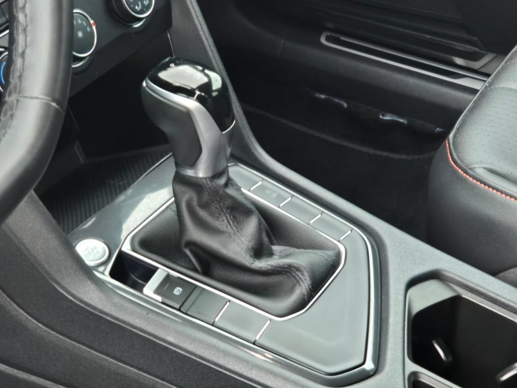 2024 Volkswagen Tiguan 2.0T Wolfsburg Edition