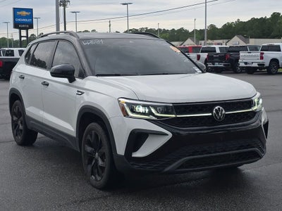2024 Volkswagen Taos 1.5T SE Black