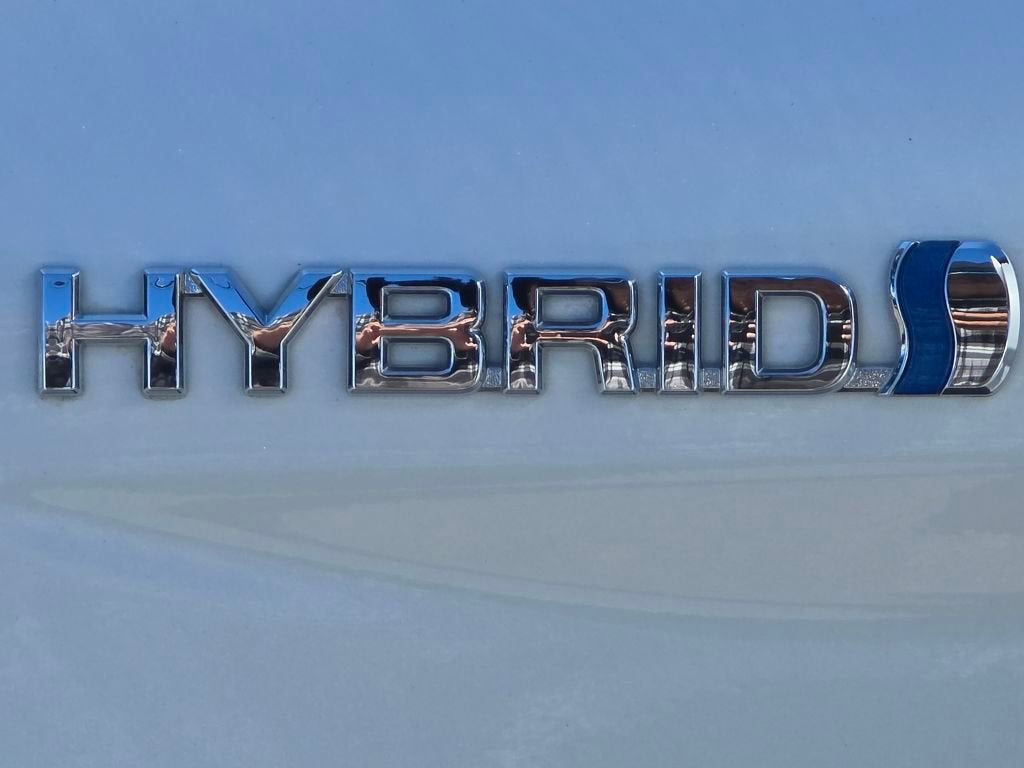 2021 Toyota Camry XSE Hybrid