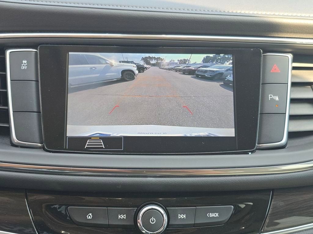 2021 Buick Enclave Essence