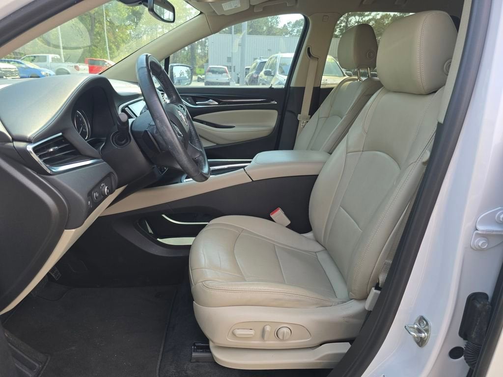 2021 Buick Enclave Essence