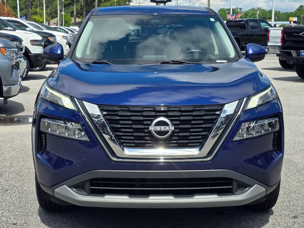 2022 Nissan Rogue SV FWD