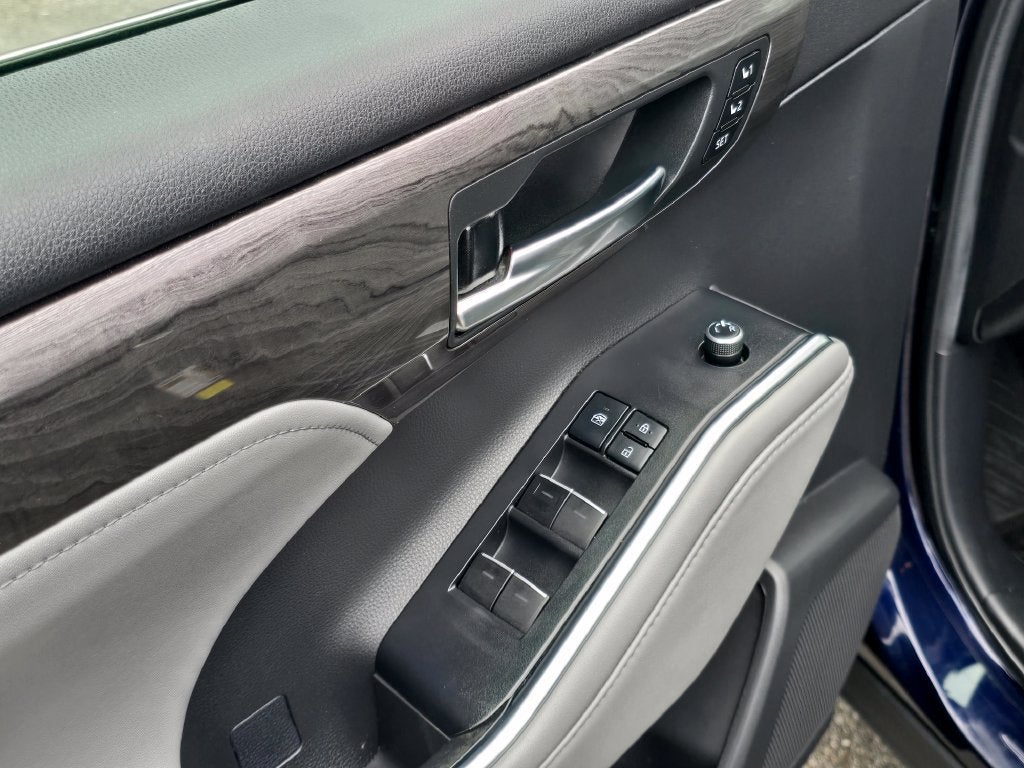 2022 Toyota Highlander Limited
