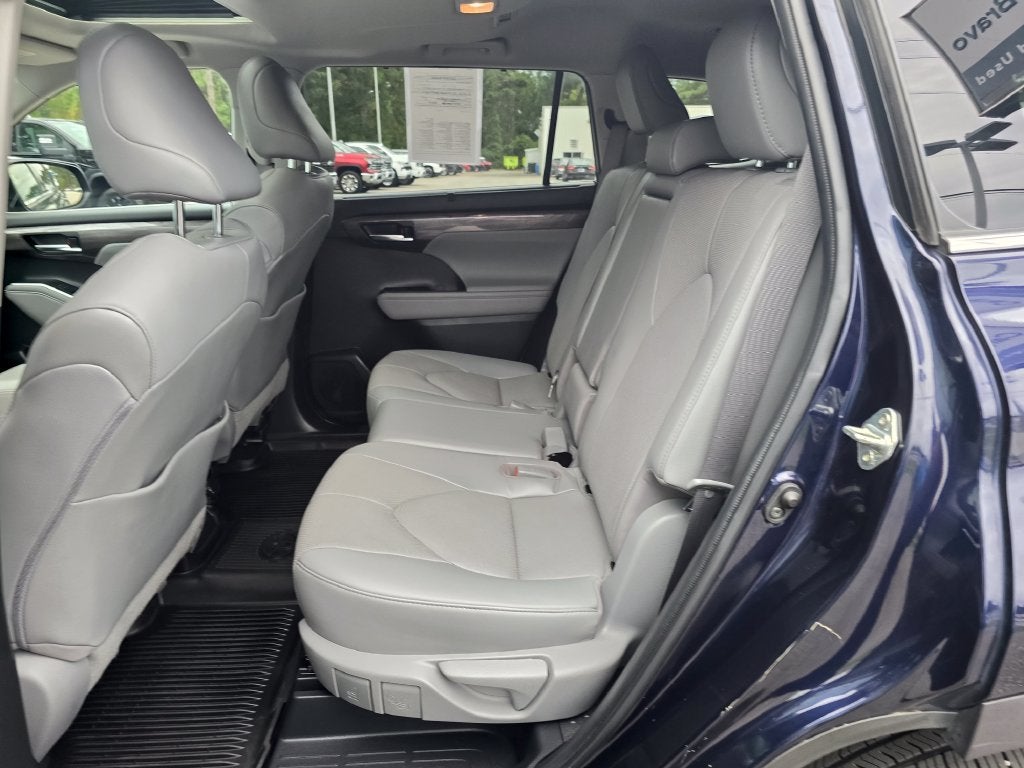 2022 Toyota Highlander Limited