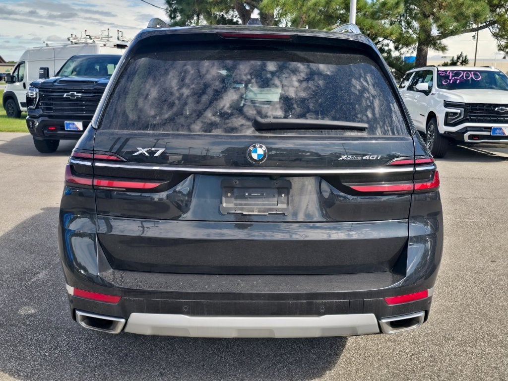 2025 BMW X7 xDrive40i