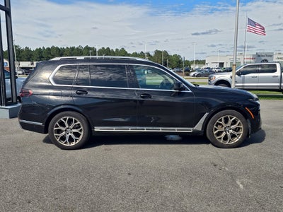 2025 BMW X7 xDrive40i