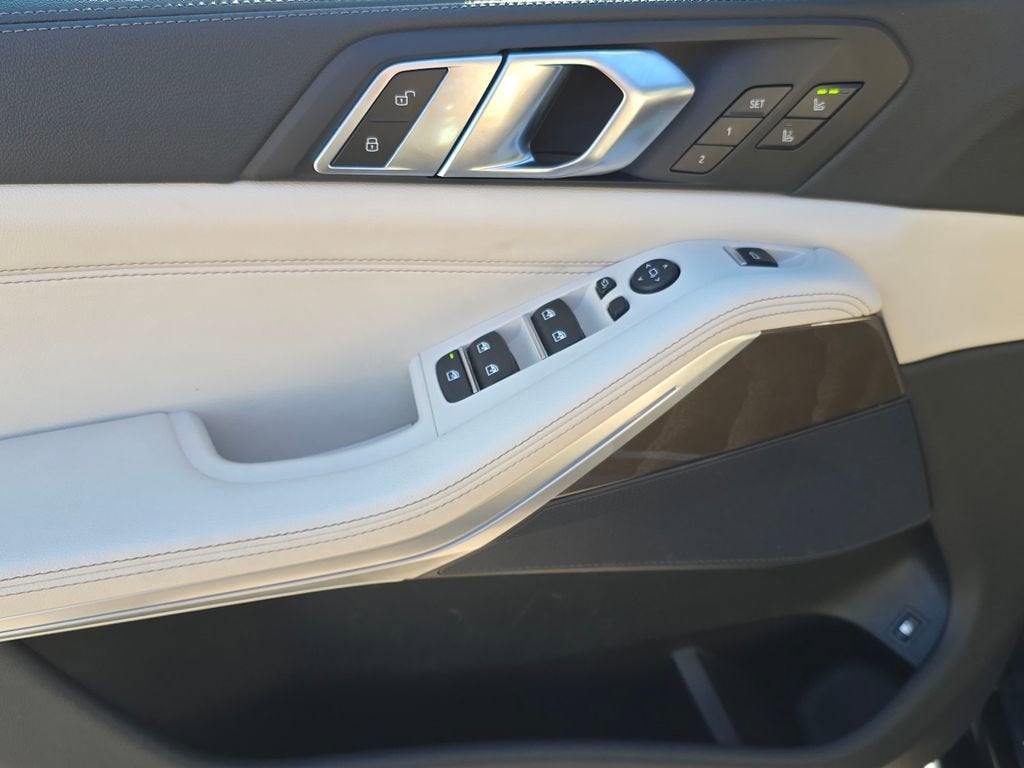2022 BMW X5 PHEV xDrive45e