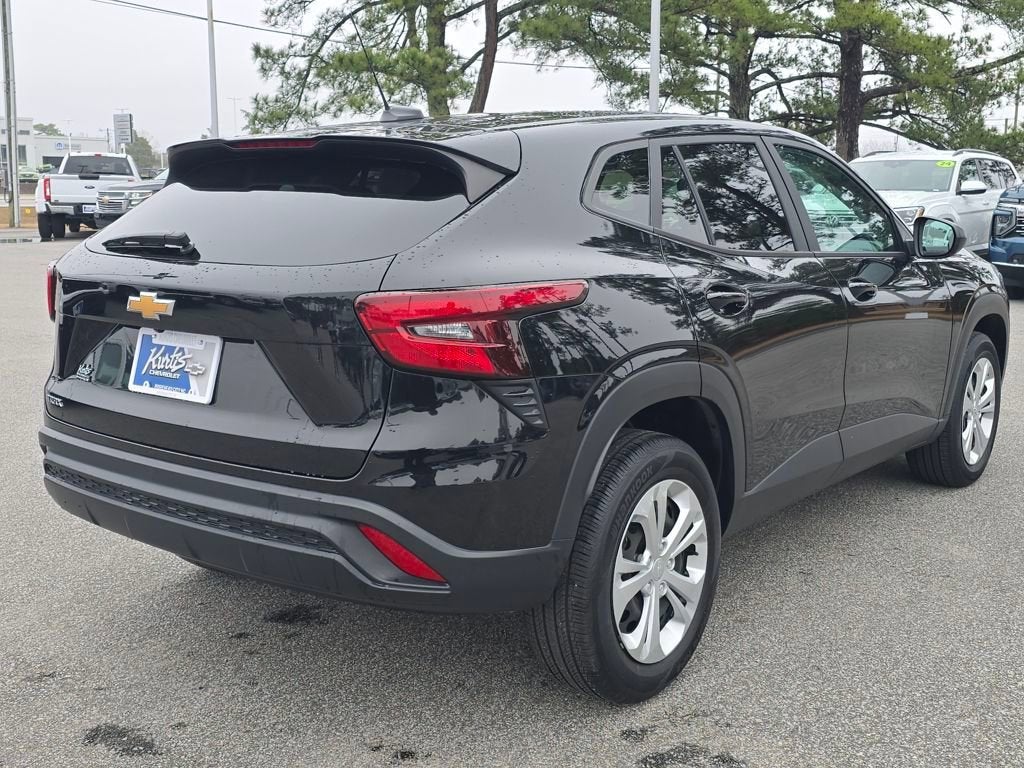 2024 Chevrolet Trax LS