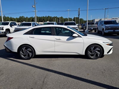 2025 Hyundai Elantra Limited