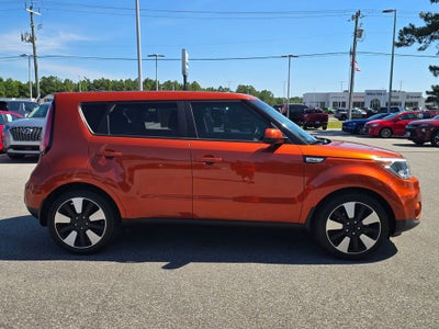 2019 Kia Soul +