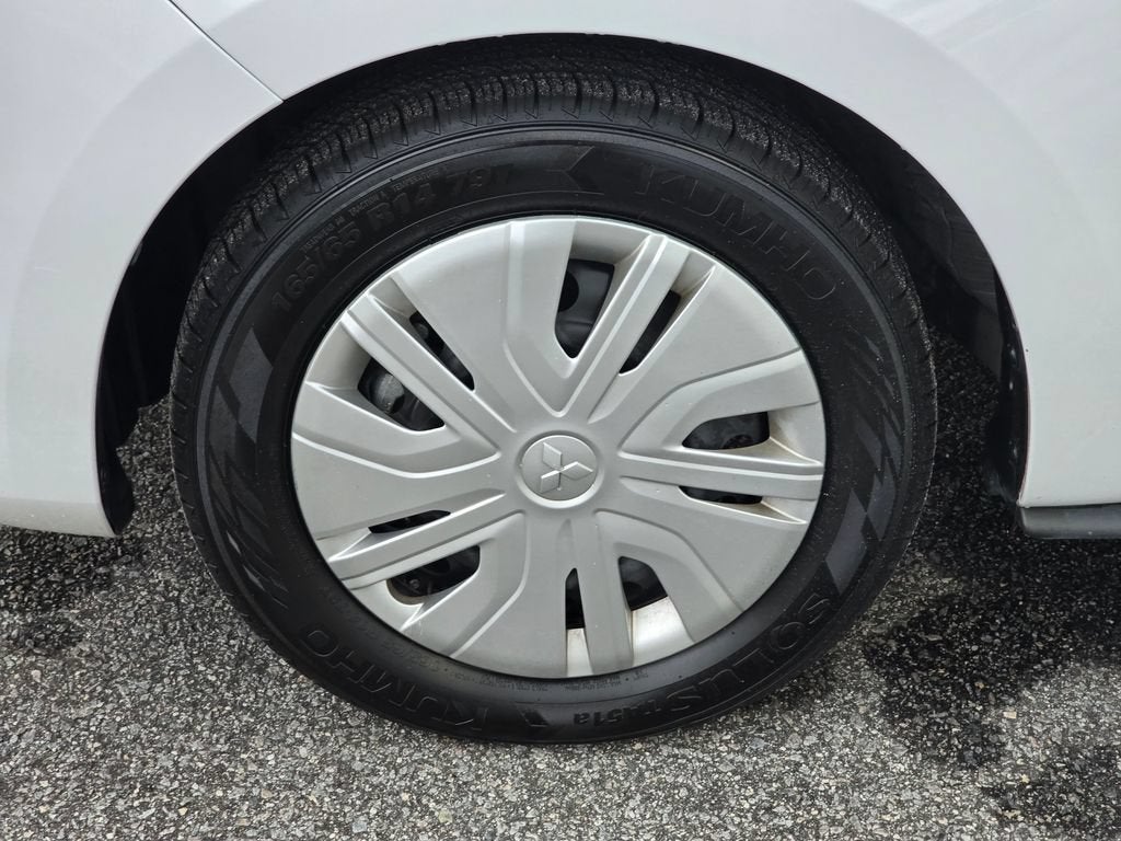 2024 Mitsubishi Mirage ES