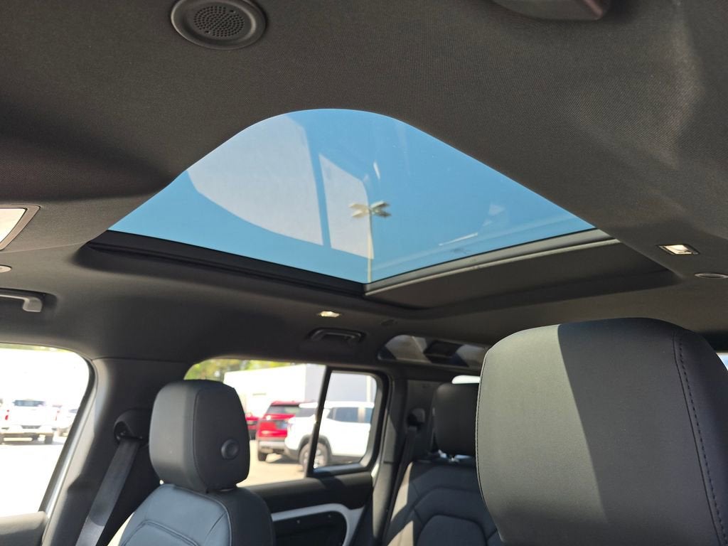 2025 Land Rover Defender S