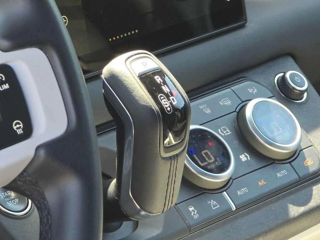 2025 Land Rover Defender S