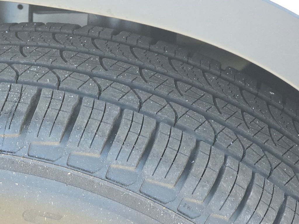 2025 Land Rover Defender S